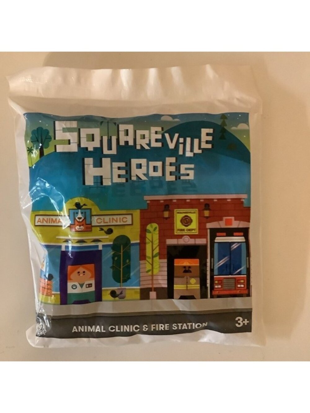Squareville Heroes Animal Clinic & Fire Station Building Set Wendy's Toy, New
